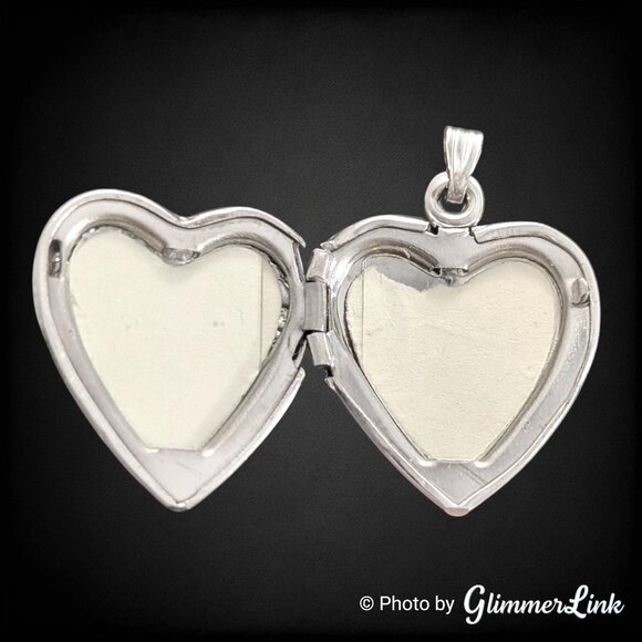 Vintage Sterling Silver LOVE Heart Locket Pendant - Picture 5 of 10